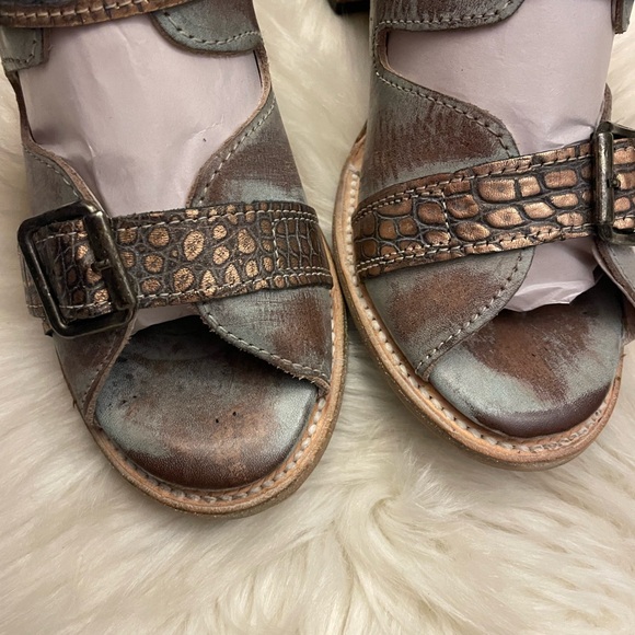 Freebird by Steven Bond Blush Croco Metallic *New* - Picture 7 of 7